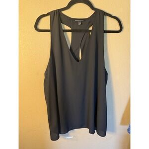 Banana Republic Black Sleeveless Racerback Blouse Tank Top Women's Large V Neck